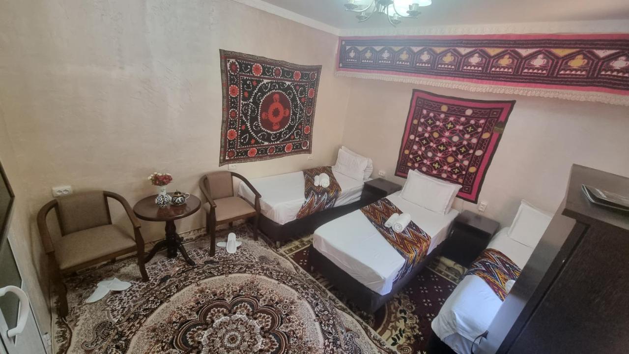 Hotel Registon Zargaron 사마르칸트 객실 사진