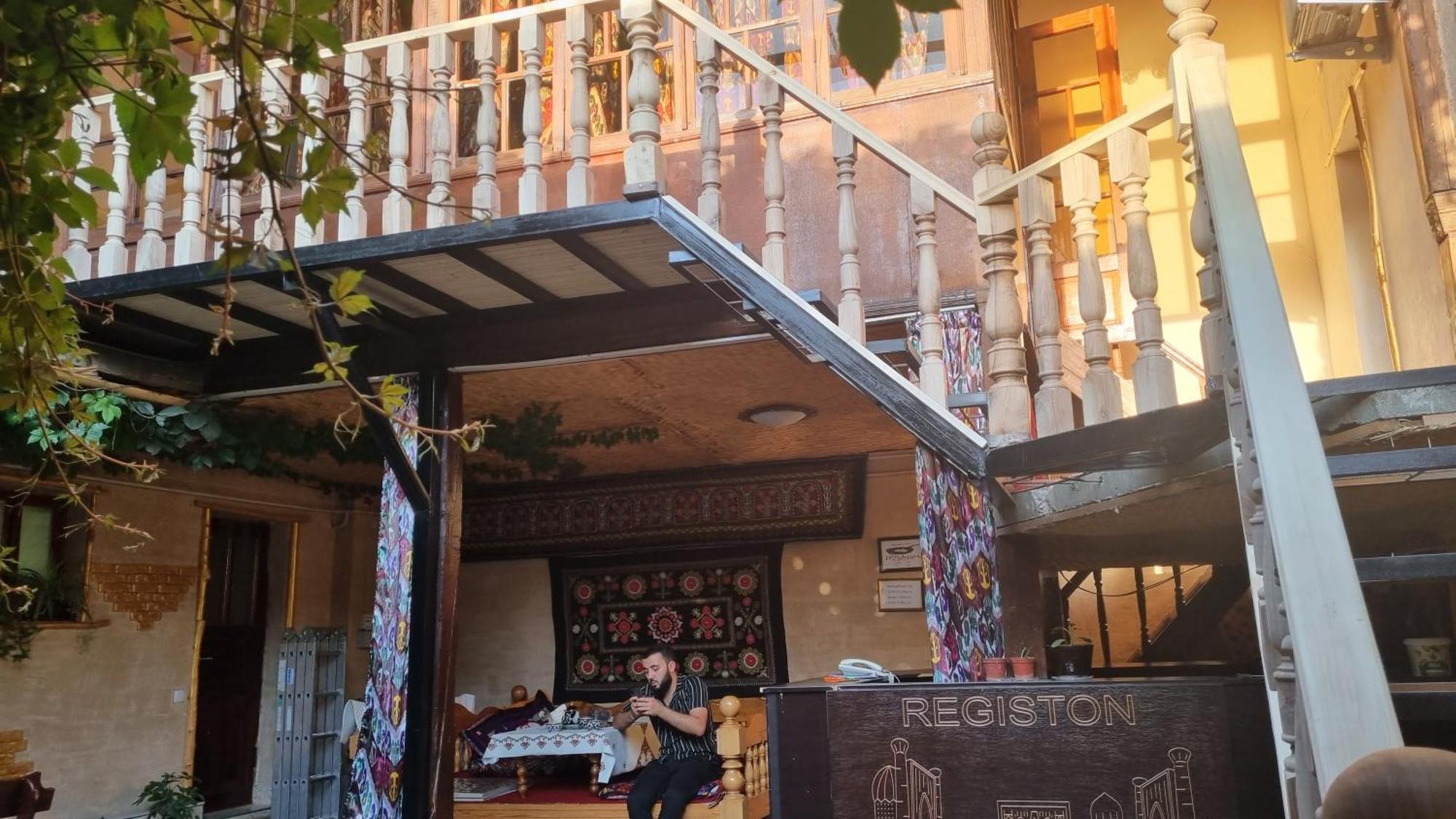 Hotel Registon Zargaron 사마르칸트 외부 사진